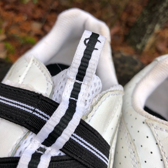 Champion Women’s Athletic Shoes 7.5 Elastic Inside Quick Fasten Hook and Loop - Picture 16 of 16